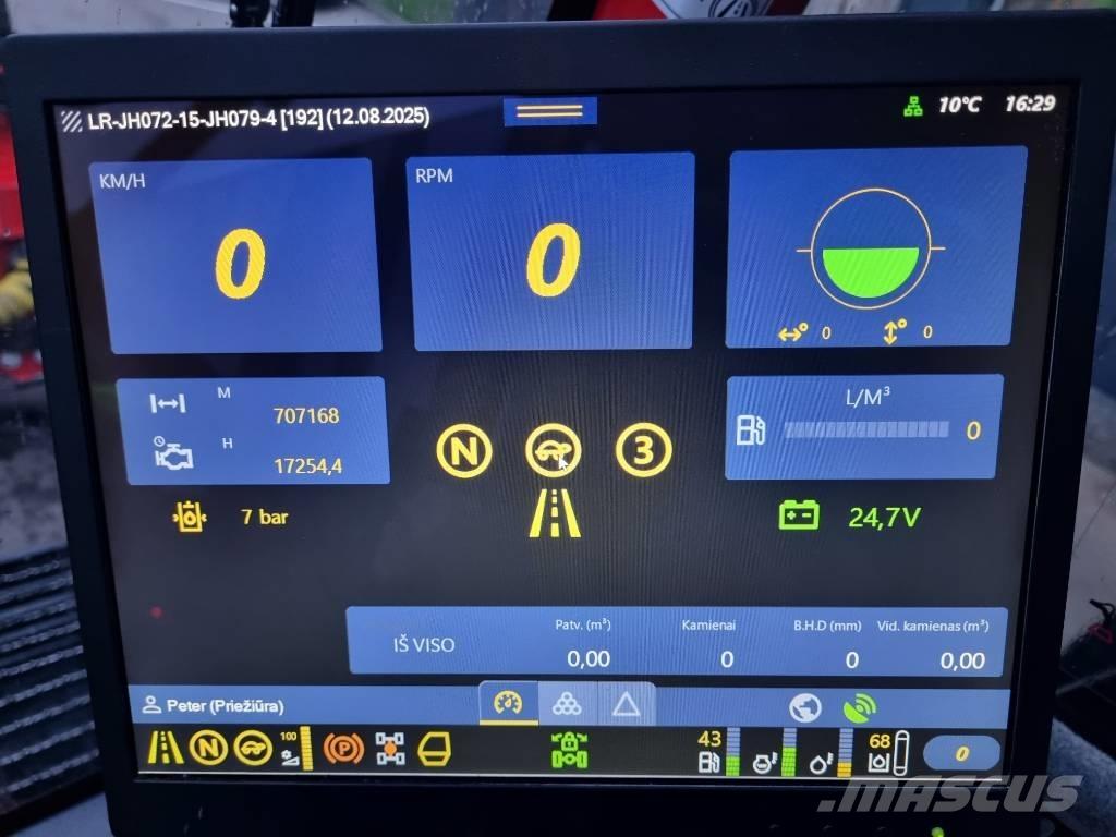 Komatsu 931 XC Combine forestiere