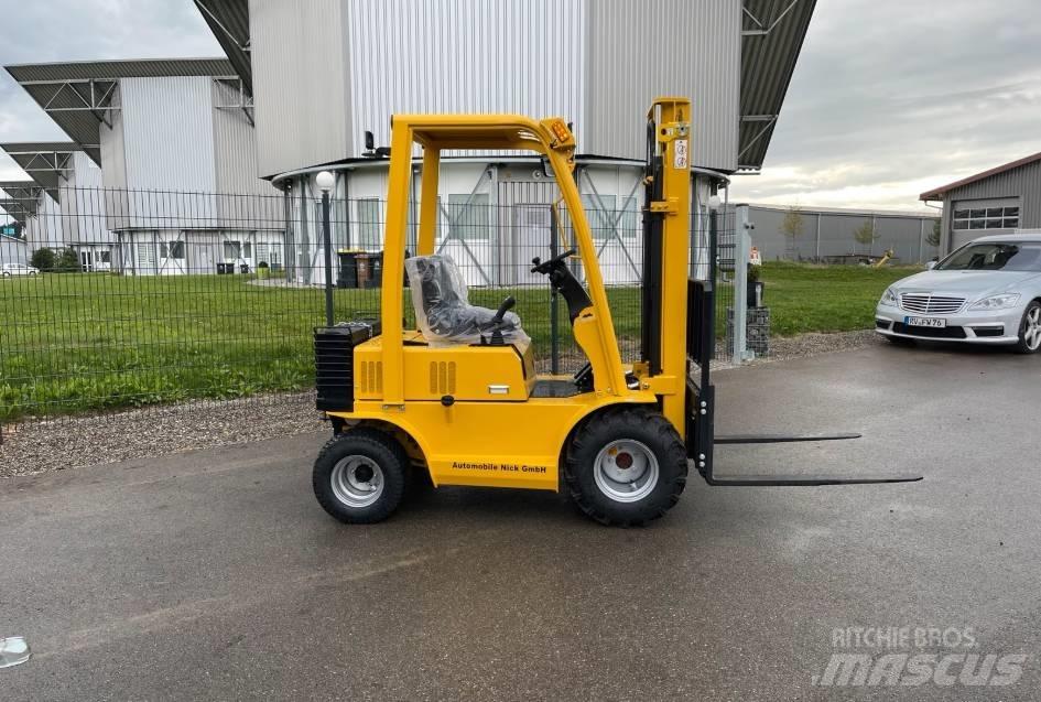  Geländestapler CD10 Stivuitor diesel