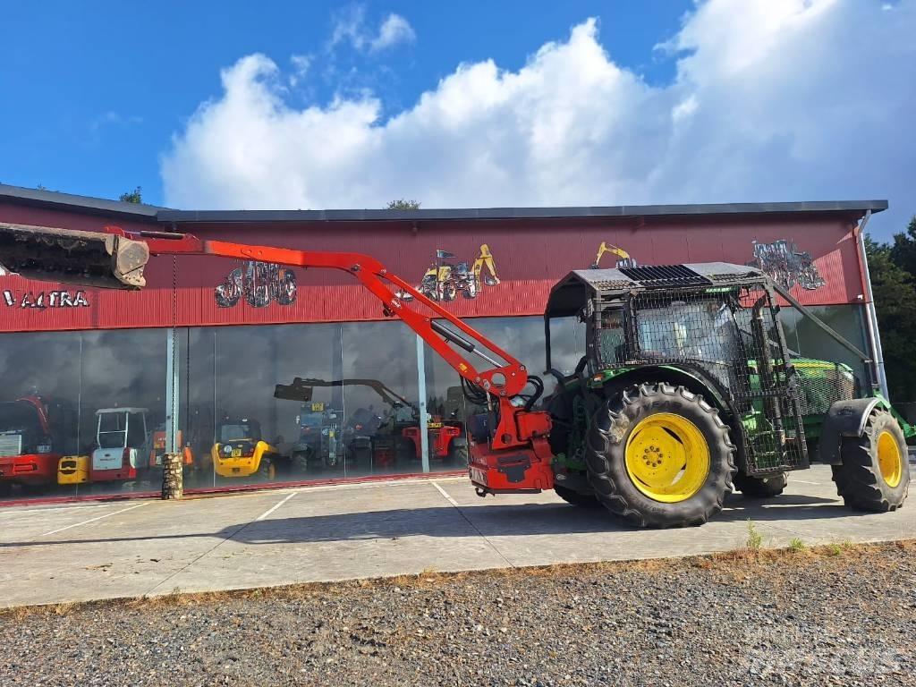 John Deere 6115 R Tractoare