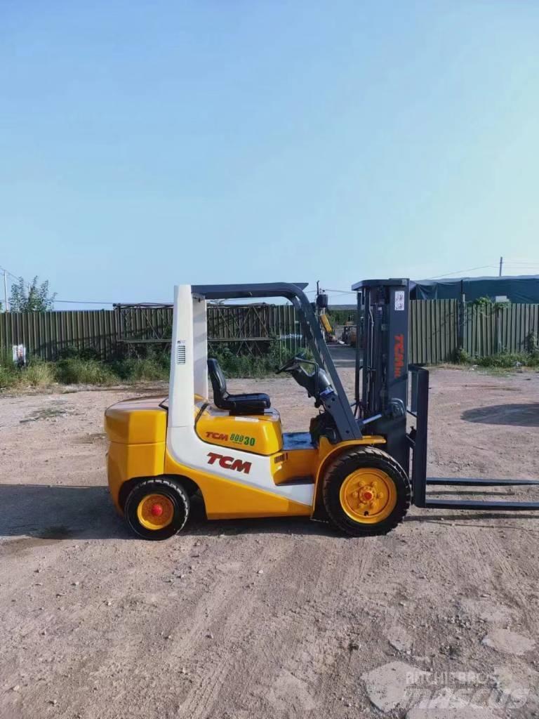 TCM FD30 Stivuitor diesel