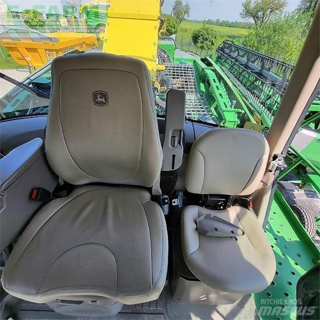 John Deere 9800 Forajere cu autopropulsare