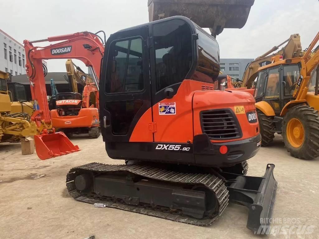 Doosan DX55-9C Excavatoare pe șenile
