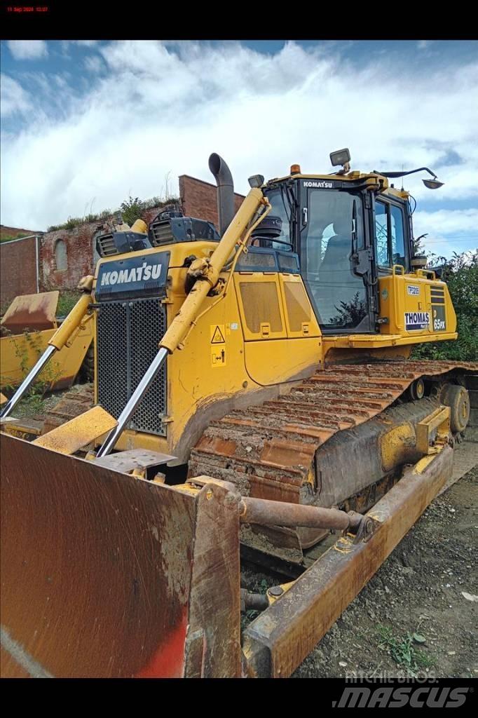 Komatsu D 65 PX-18 Buldozere pe senile