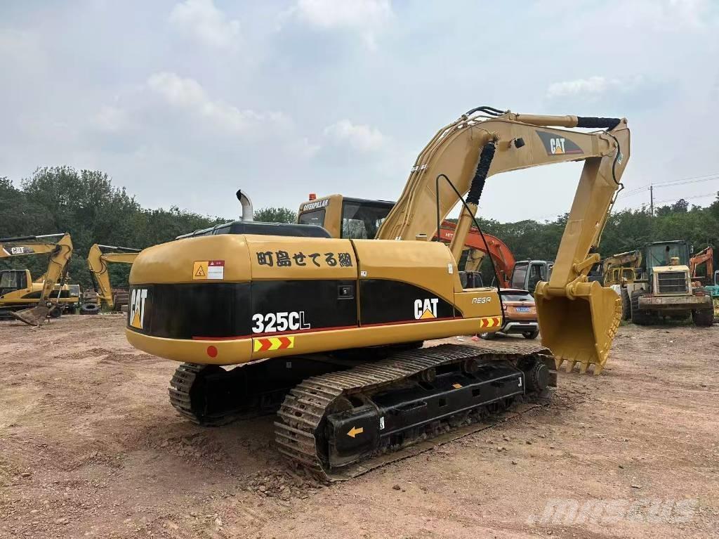 CAT 325CL Excavatoare pe șenile
