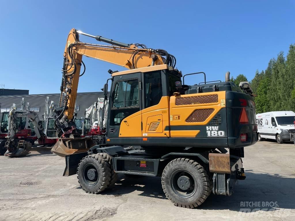 Hyundai HW 180 Excavatoare cu roti