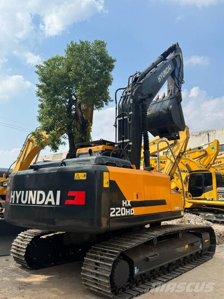 Hyundai HX220HD Excavatoare 7t - 12t