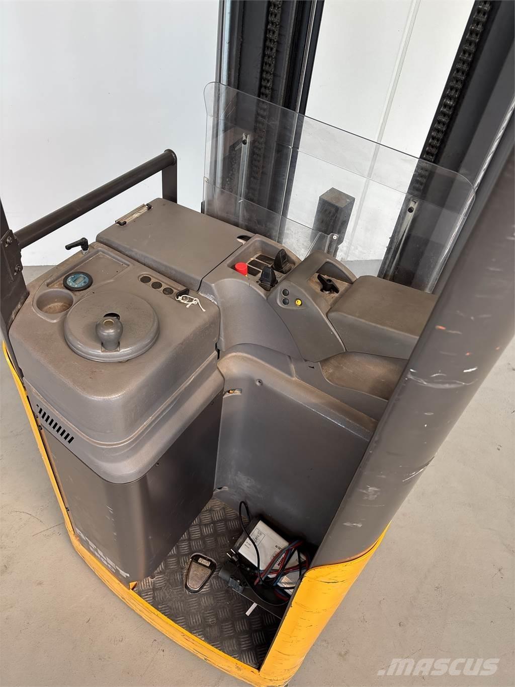 Atlet A160 Transpaleti autopropulsanti