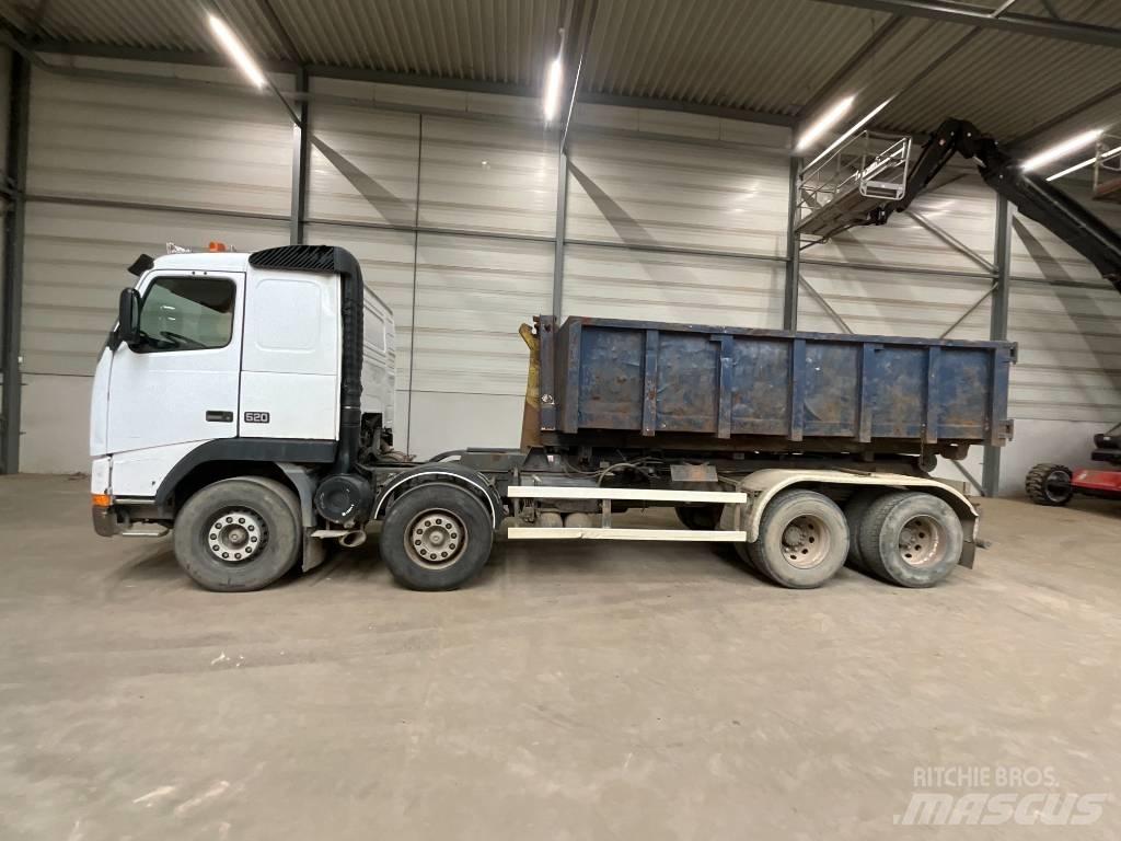 Volvo FH 16 520 8X4 Camion cu carlig de ridicare