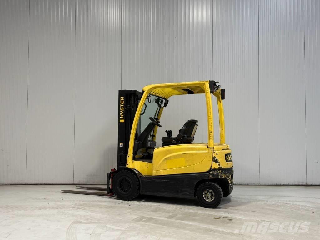 Hyster J2.5XN Stivuitor electric