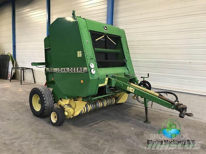 John Deere 570 Culegatoare de nutret