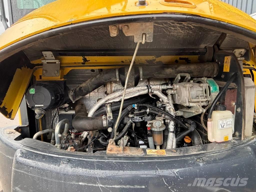 Komatsu PC 80 MR-3 Excavatoare 7t - 12t