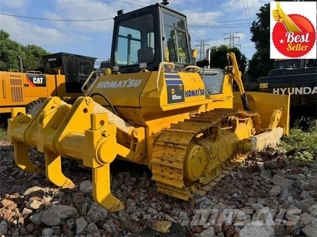 Komatsu D 85 EX Buldozere pe senile