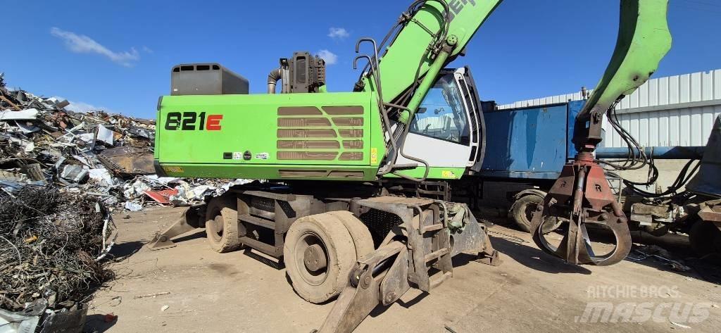 Sennebogen 821 E Paleta de manipulare