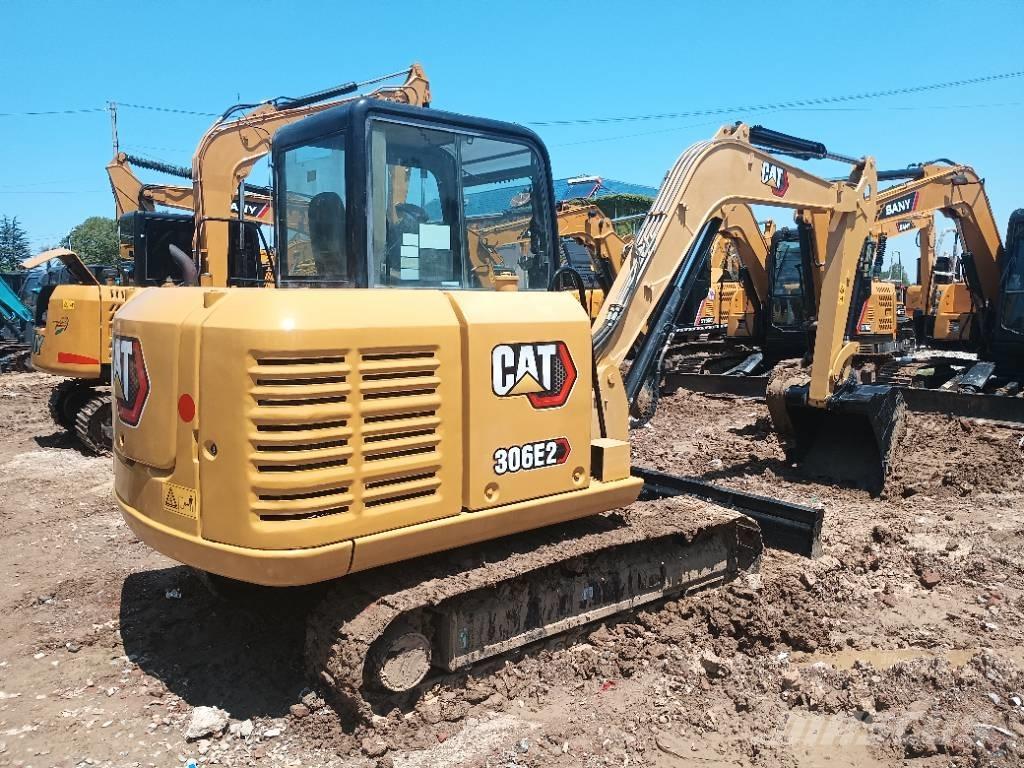 CAT 306 Excavatoare pe șenile
