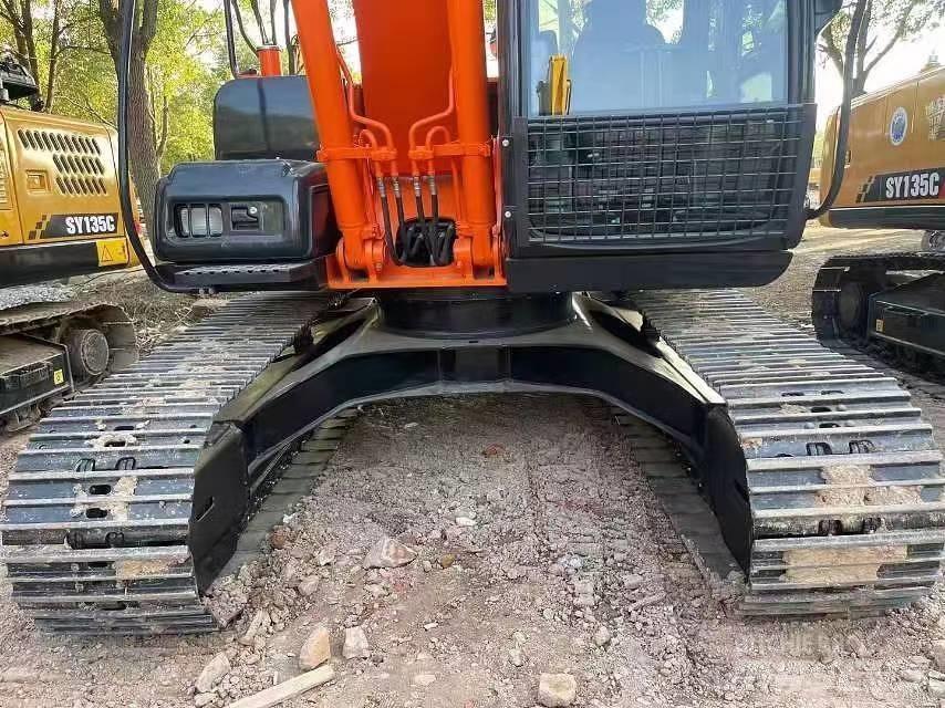 Hitachi ZX120 Excavatoare pe șenile
