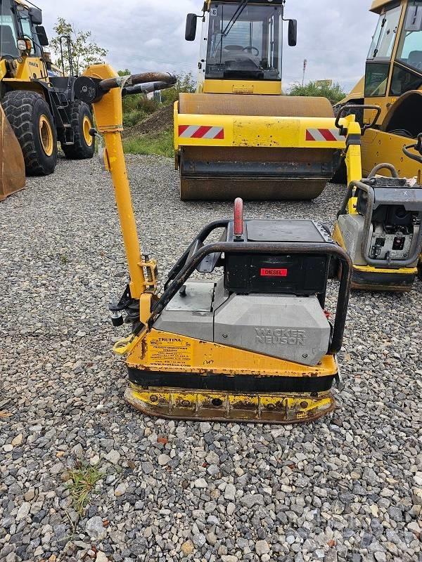 Wacker DPU4045H Vibratoare