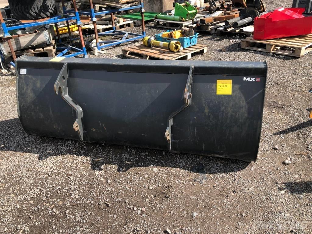MX 200 Bucket Accesorii încarcatoare frontale