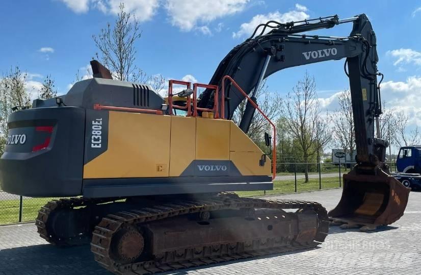 Volvo EC380 Excavatoare pe șenile
