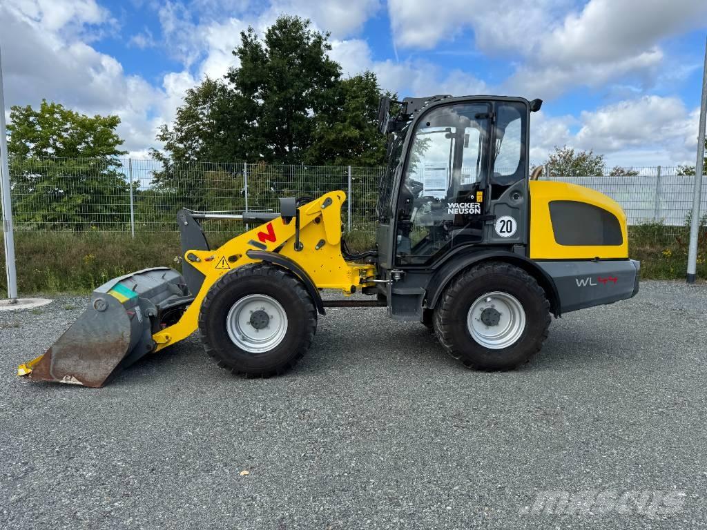 Wacker Neuson WL44 Incarcator pe pneuri
