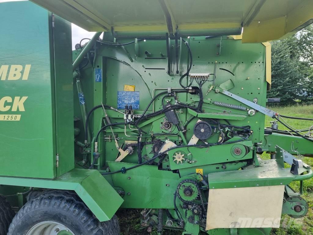 Krone Comprima F125 Masina de balotat cilindric
