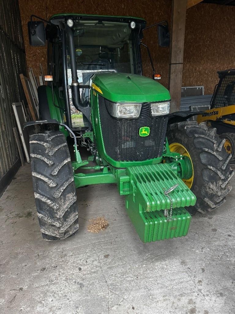 John Deere 5100 M Tractoare
