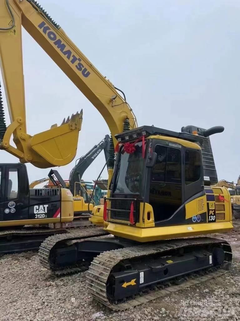 Komatsu PC 130-8 Excavatoare pe șenile
