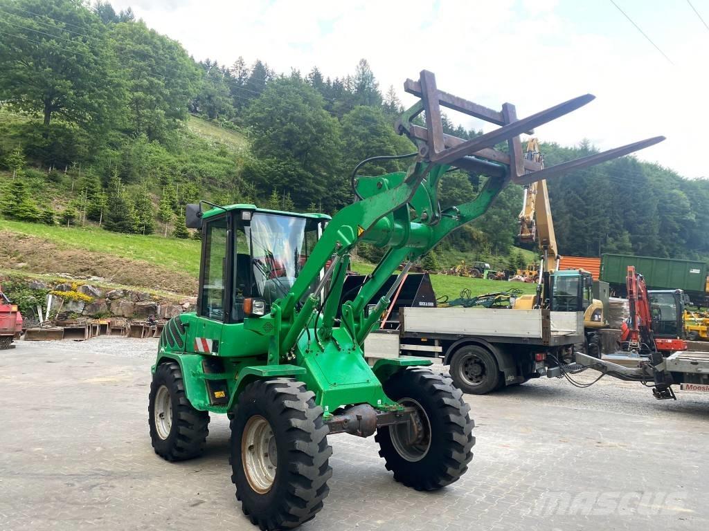 Volvo L 30 Incarcator pe pneuri