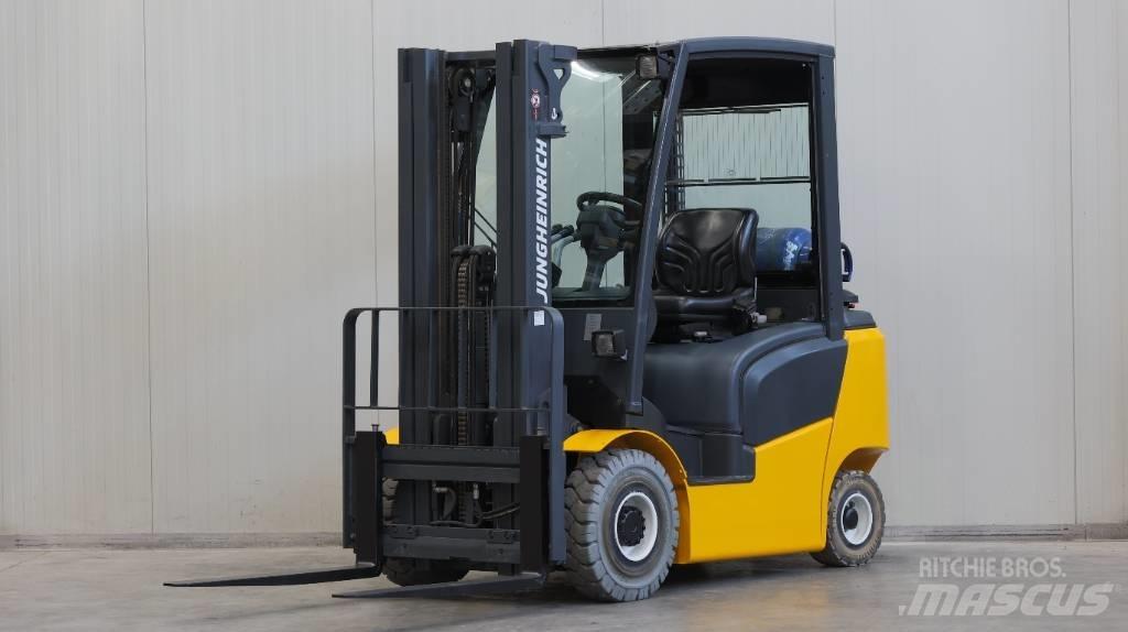 Jungheinrich TFG 320 Stivuitor GPL