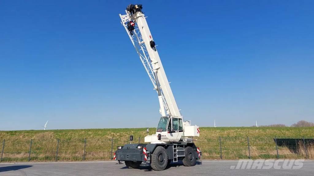 Terex RC30 Macara teren accidentat