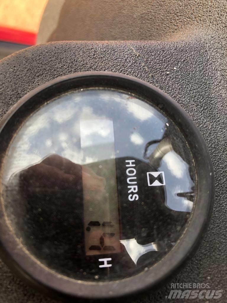 Lucla TX10 Mini excavatoare < 7t