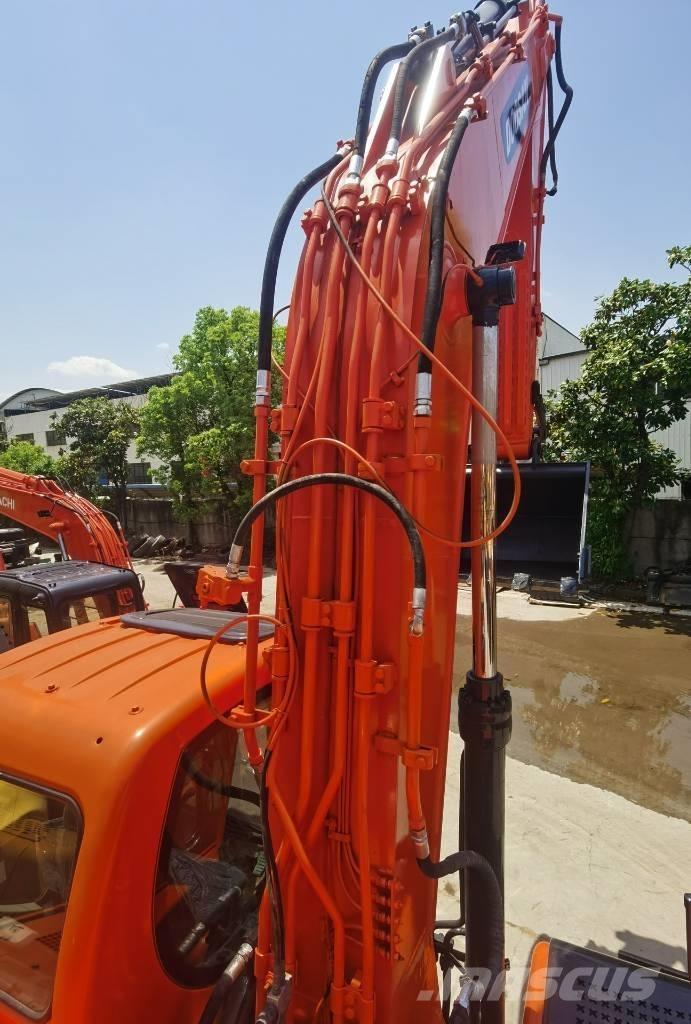 Doosan DX 225 LC Excavatoare pe șenile
