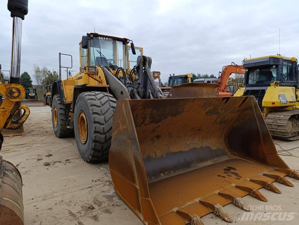 Volvo L 180 E Incarcator pe pneuri