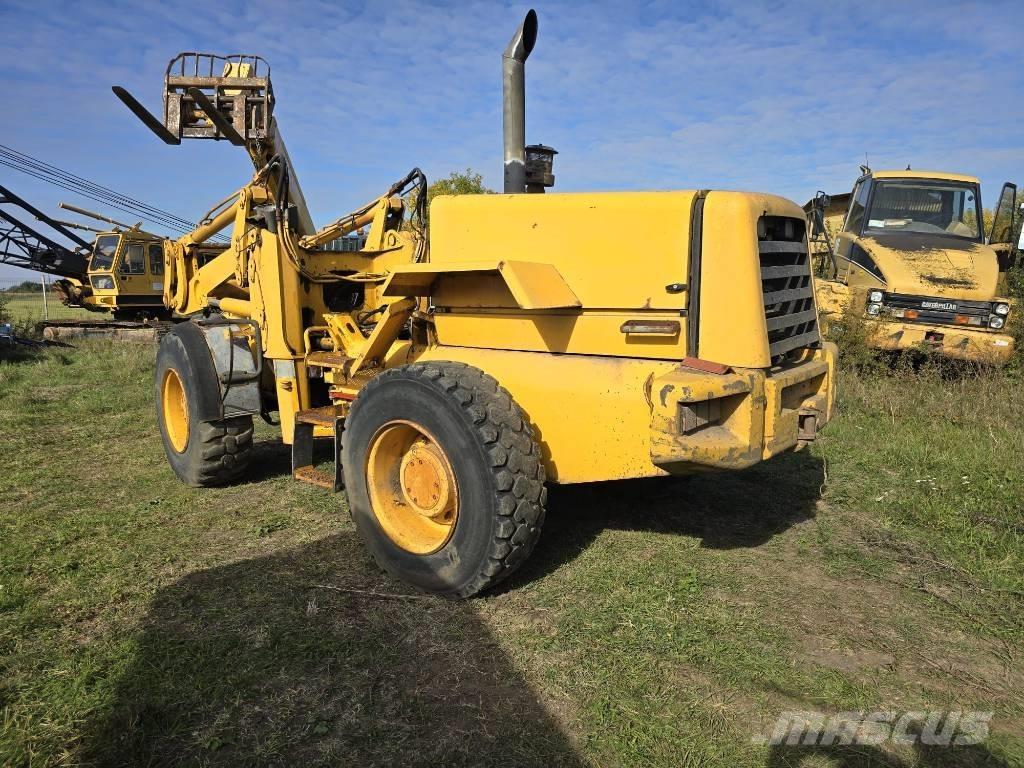JCB 456 FOR PARTS Incarcator pe pneuri