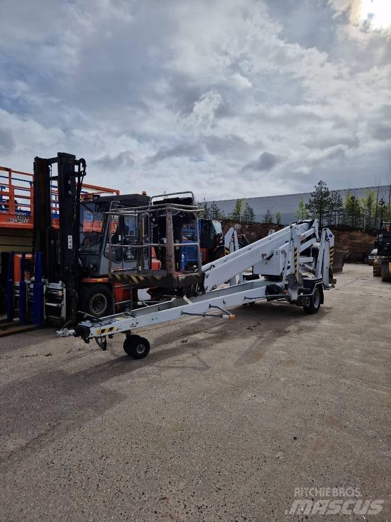 Dino 260 XTD Platforme aeriene montate pe remorca
