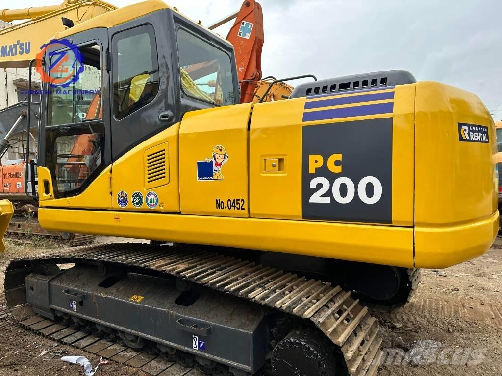 Komatsu PC 200-7 Excavatoare pe șenile
