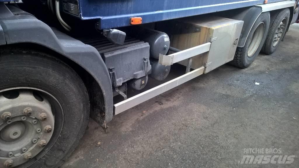 Scania P340 P 6x2 Camion cabina sasiu