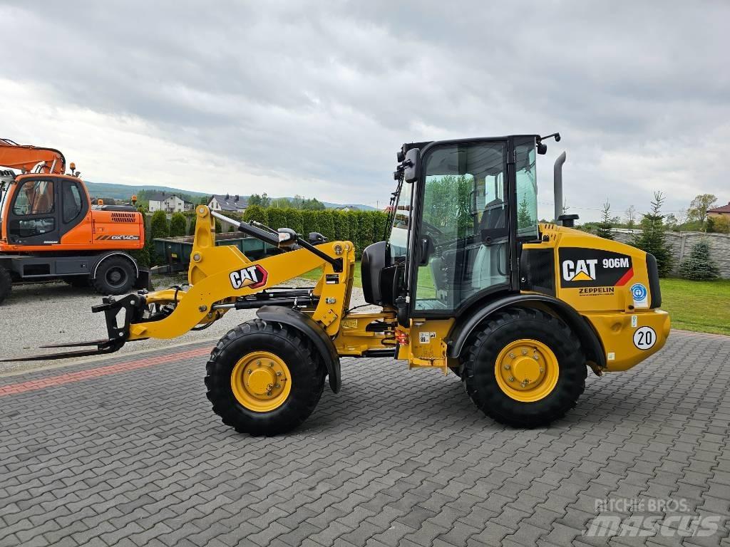 CAT 906 M Incarcator pe pneuri