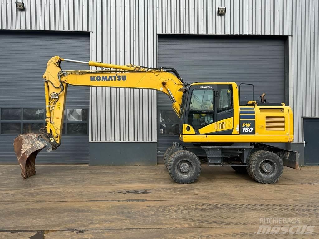 Komatsu PW180-11 Excavatoare cu roti
