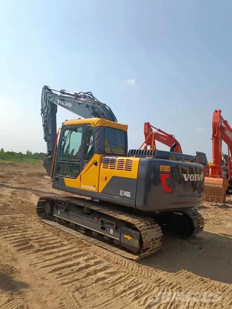 Volvo EC 140 Excavatoare pe șenile
