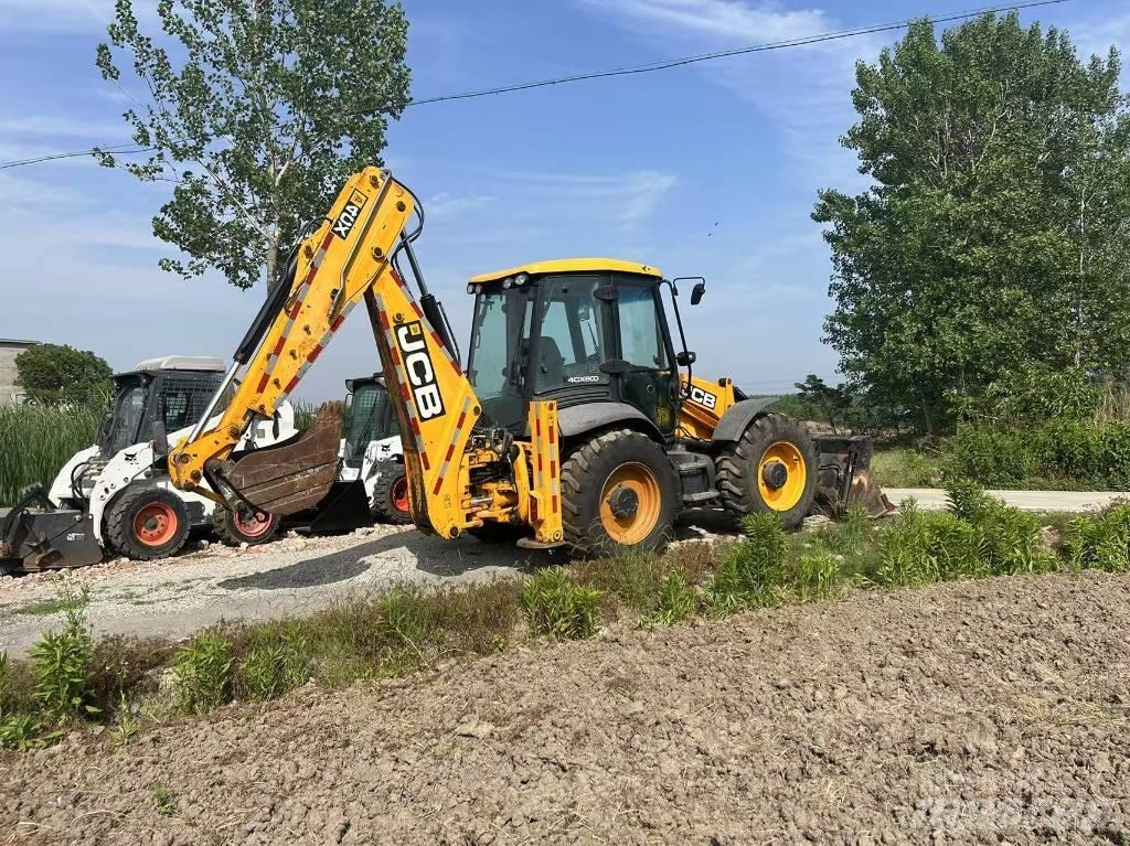 JCB 4 CX Buldoexcavatoare