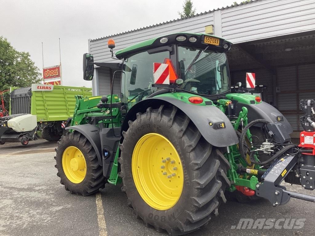 John Deere 6155R Tractoare