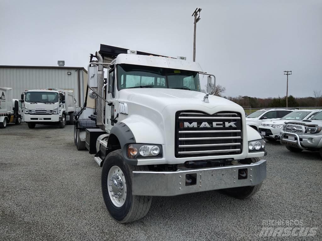 Mack GU713 Camion de deseuri