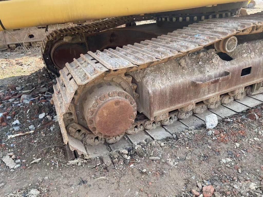 CAT 329d Excavatoare cu brat lung