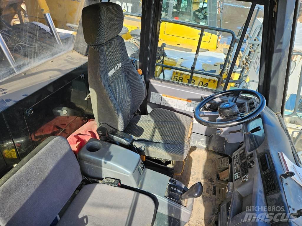 Komatsu HD465-7EO Minitractor de teren