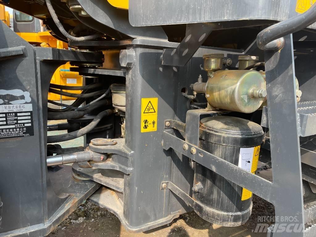 LiuGong 956 Încarcatoare cu excavator