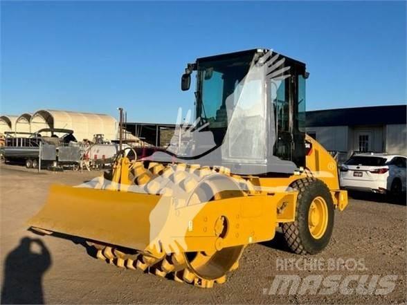 CAT CS44 Compactoare monocilindrice