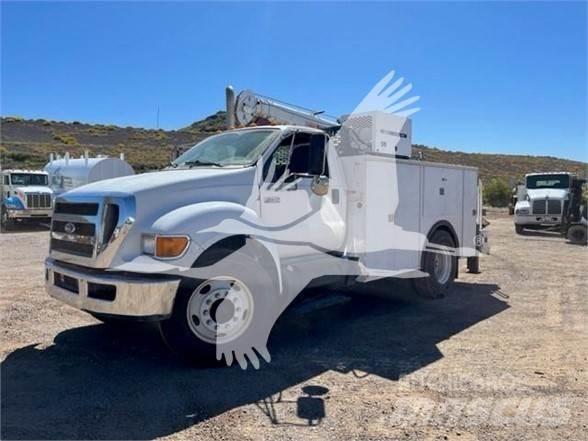 Ford F750 Utilaje construcții - Altele