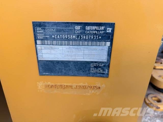 CAT 938M Incarcator pe pneuri