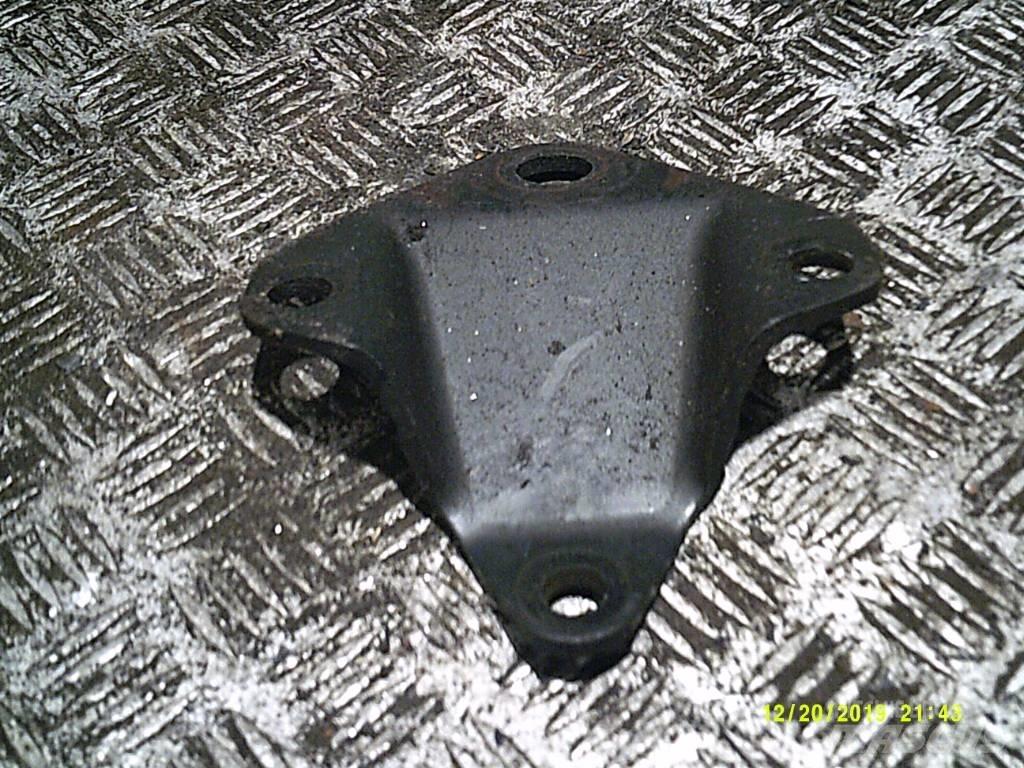 MAN TGS  81417200136 Sasiuri si suspensii