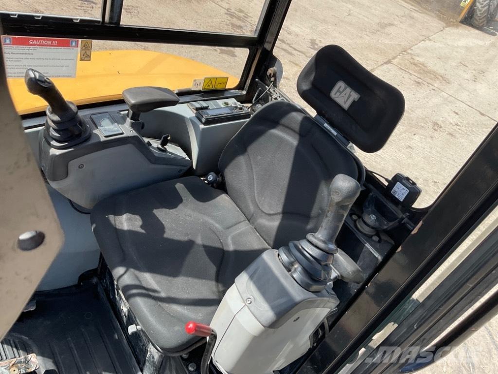 CAT 302.7 D CR Mini excavatoare < 7t